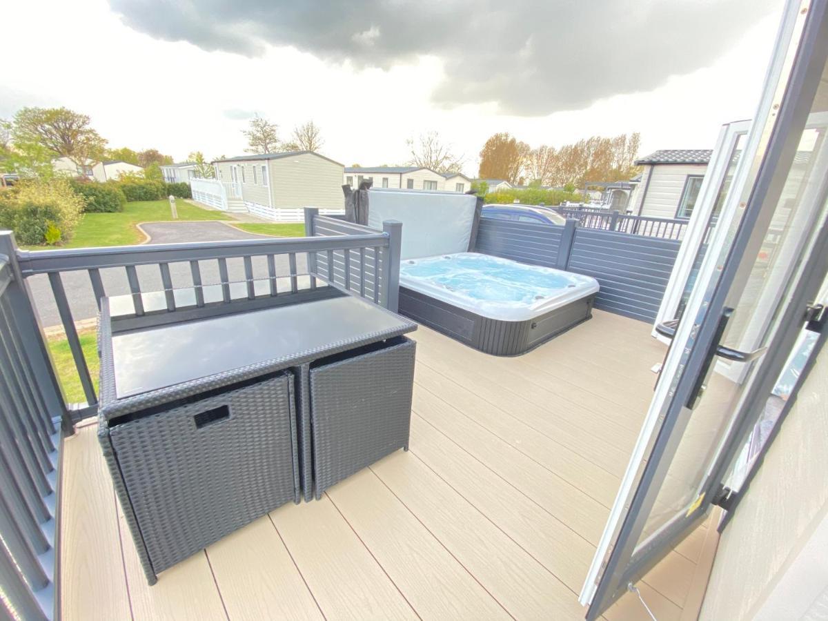 Villa Squirrels Nest - Hot Tub - Pet Friendly South Cerney Exterior foto