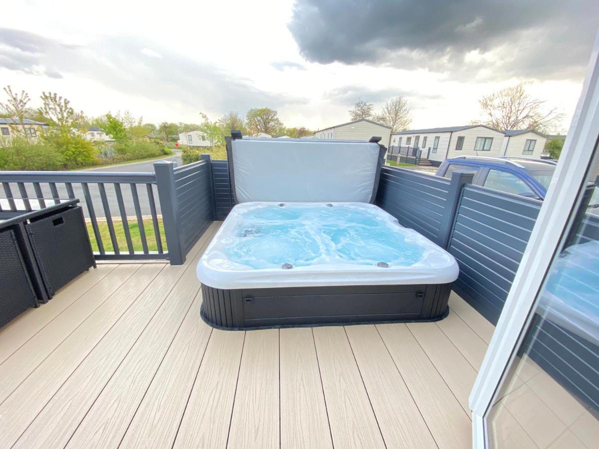 Villa Squirrels Nest - Hot Tub - Pet Friendly South Cerney Exterior foto